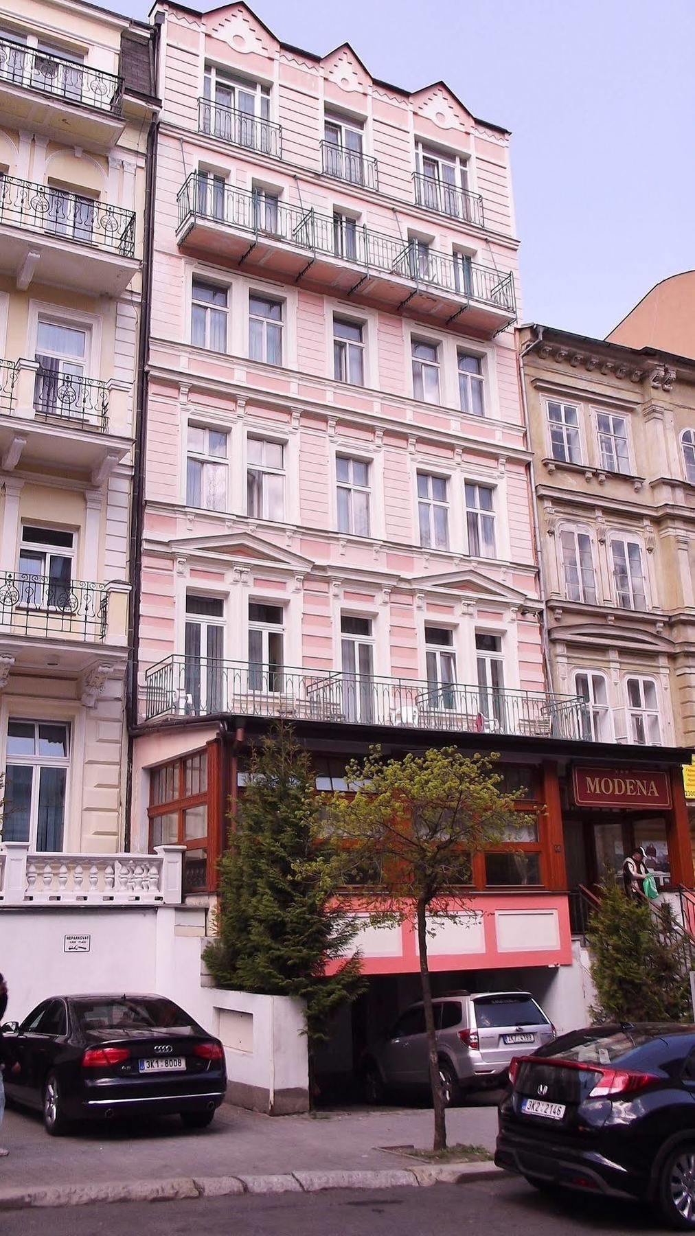 Hotel Modena Karlsbad Buitenkant foto